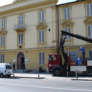 I lavori alla 'Pascoli' in corso Cavallotti I lavori alla 'Pascoli' in corso Cavallotti