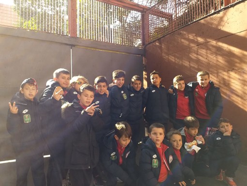 Calcio. Camporosso, una rappresentanza di giovani calciatori hanno assistito a Genoa-Frosinone