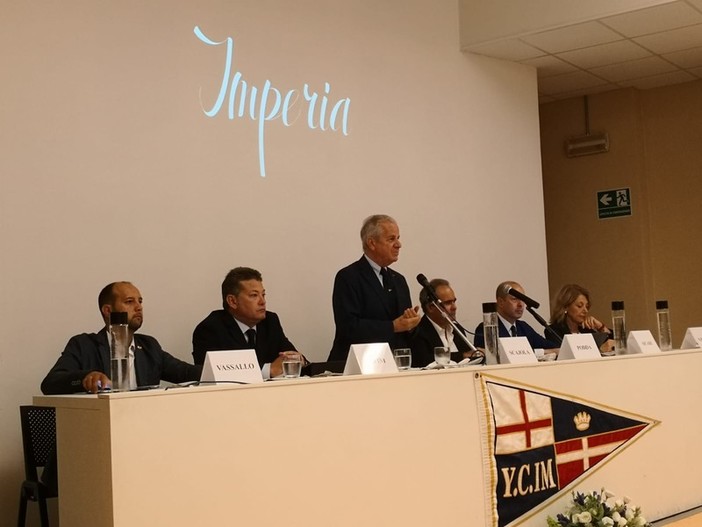 Columbus 2021 non lancia la sfida alla Coppa America di vela, Aura Nobolo: "Richiesta inaccettabile dallo Yacht Club Imperia" Columbus 2021 non lancia la sfida alla Coppa America di vela, Aura Nobolo: "Richiesta inaccettabile dallo Yacht Club Imperia"