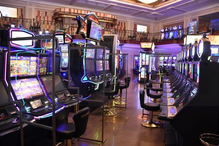 Sanremo: i sindacati dei lavoratori scrivono al Presidente della Repubblica per chiedere di riaprire il Casinò Sanremo: i sindacati dei lavoratori scrivono al Presidente della Repubblica per chiedere di riaprire il Casinò
