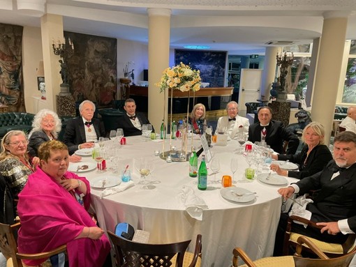 Gli Chevaliers de Provence festeggiano la primavera a Bordighera (foto)