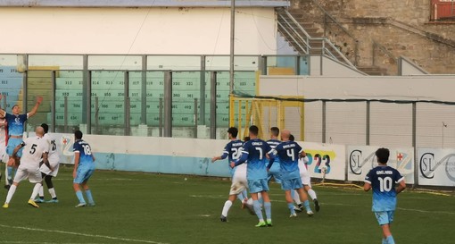 Calcio, Sanremese agguantata dal Vado al 'Comunale' (1-1). Sestri Levante vola a +8 in classifica