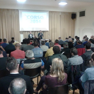 Sanremo: grande successo di partecipazione per il corso tecnico professionale sulle 'Canne fumarie' Sanremo: grande successo di partecipazione per il corso tecnico professionale sulle 'Canne fumarie'