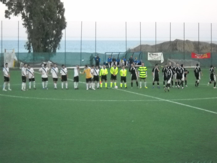 Calcio: la Carlin's Boys pareggia contro l'Albissola e passa il turno play-off di Prima Categoria
