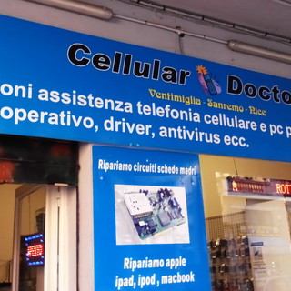 Dalla Costa Azzurra a Sanremo, per il mondo della telefonia e dell'elettronica c'è Cellular Doctors Dalla Costa Azzurra a Sanremo, per il mondo della telefonia e dell'elettronica c'è Cellular Doctors
