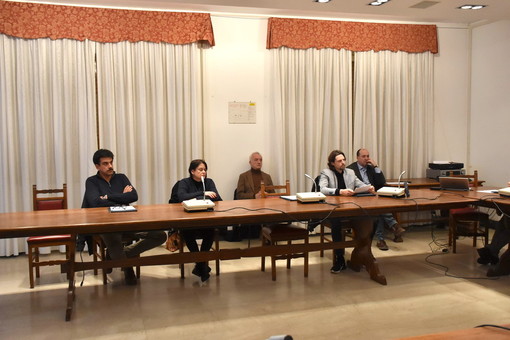 Ospedaletti: lunedì prossimo alle 19 torna a riunirsi il Consiglio comunale, tre punti in discussione