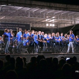 Bordighera: ieri sera ai Giardini Löwe il concerto conclusivo del campus 'Note d'Amare' (Foto e Video) Bordighera: ieri sera ai Giardini Löwe il concerto conclusivo del campus 'Note d'Amare' (Foto e Video)