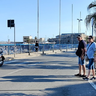 Sanremo: dehors 'allargati' sul porto, l'Assessore Menozzi "E' solo una sospensiva non una legittimazione"