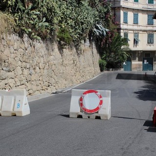 Bordighera: chiusa via dei Colli per la sostituzione di un tubo, strada interrotta fino alle 15