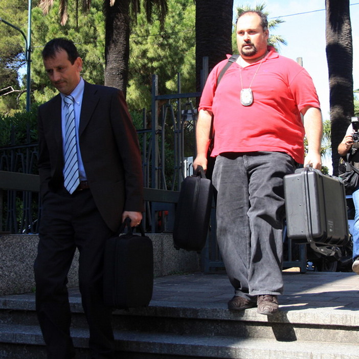 Inchiesta per corruzione: i particolari dell'operazione svolta questa mattina Inchiesta per corruzione: i particolari dell'operazione svolta questa mattina