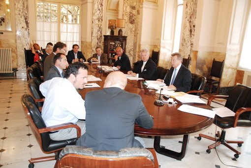 La Conferenza dei Sindaci dell'Asl 1 approva il bilancio di previsione ma critica i finanziamenti della Regione