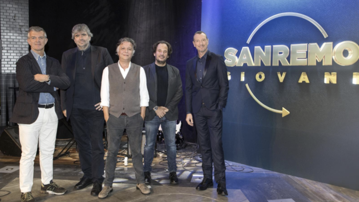 La commissione composta da Amadeus, Claudio Fasulo, Gianmarco Mazzi, Massimo Martelli e Leonardo De Amicis