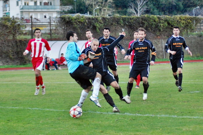 Calcio: Blue Orange Ospedaletti al campionato di Promozione ed alla Serie B di calcio a 5 Calcio: Blue Orange Ospedaletti al campionato di Promozione ed alla Serie B di calcio a 5
