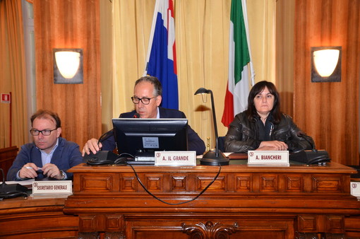 Flussi di migranti in aumento per l'estate: i Sindaci chiedono un incontro al Ministero "Non vogliamo ripetere l'estate scorsa!" (Video)