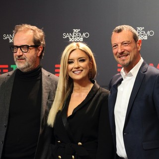 Amadeus: "Fiorello illumina il Festival di Sanremo. E' un fratello rassicurante" (Foto) Amadeus: "Fiorello illumina il Festival di Sanremo. E' un fratello rassicurante" (Foto)