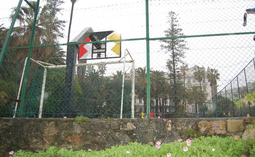 Sanremo: una petizione per riservare all'uso esclusivo del basket del campetto 'Nike-Bellevue'