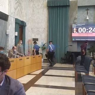 Vicenda mascherine in consiglio comunale ad Imperia, PD cittadino: "Vicenda paradossale!" Vicenda mascherine in consiglio comunale ad Imperia, PD cittadino: "Vicenda paradossale!"