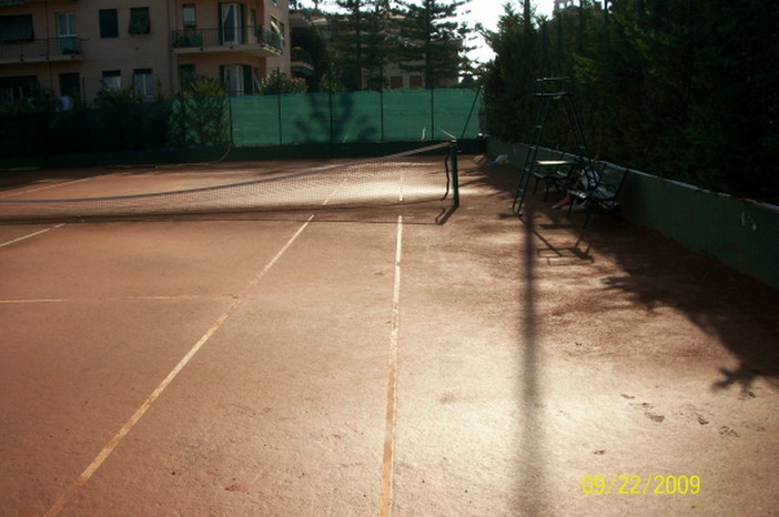 Ventimiglia: inaugurati stasera i campi 'polivalenti' al locale Tennis Club Ventimiglia: inaugurati stasera i campi 'polivalenti' al locale Tennis Club