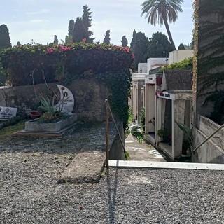 Bordighera, manutenzione dei cimiteri comunali: al via il piano di interventi straordinari