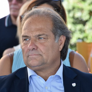 Dopo Mager e Fellegara nuovo profilo fake sui social: colpito l’assessore regionale al Turismo Luca Lombardi