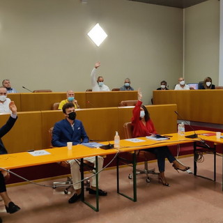 Ventimiglia: all'indomani del Consiglio sulla pratica Coop molte le domande, quale futuro per la maggioranza?