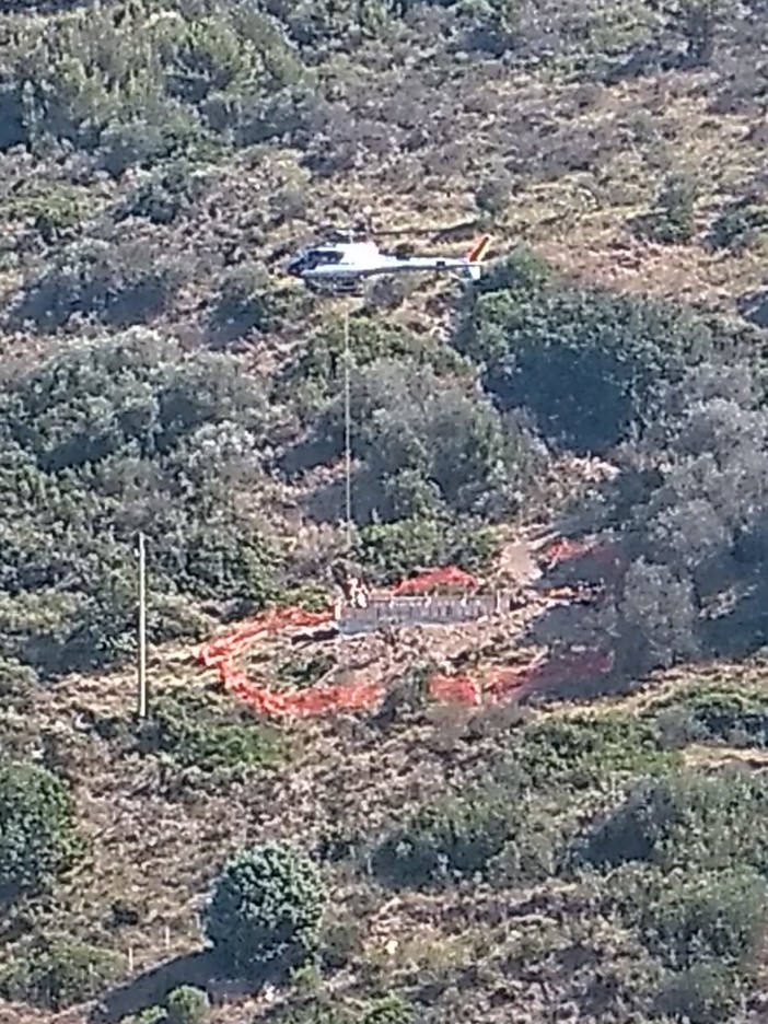 Sanremo: vanno avanti i lavori per una nuova antenna per cellulari, la protesta da San Giovanni e San Giacomo Sanremo: vanno avanti i lavori per una nuova antenna per cellulari, la protesta da San Giovanni e San Giacomo