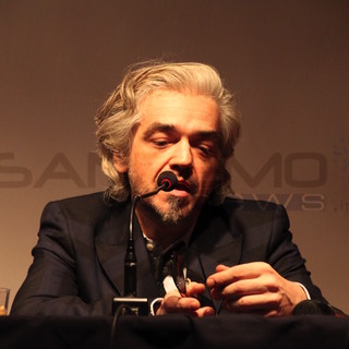 Sanremo: un pomeriggio per Luigi Tenco, alla sede del Club Morgan presenta il suo disco dedicato al cantautore piemontese (foto) Sanremo: un pomeriggio per Luigi Tenco, alla sede del Club Morgan presenta il suo disco dedicato al cantautore piemontese (foto)