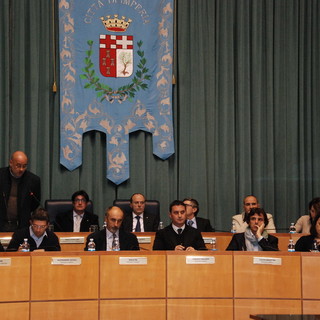 Imperia: Consiglio Comunale di lunedì scorso, il commento del Circolo di Rifondazione Comunista