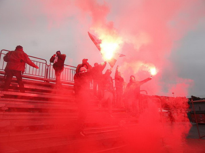 Calcio: domenica il ritorno della finale playoff di 'Terza', l'invito dei tifosi della Sanremese