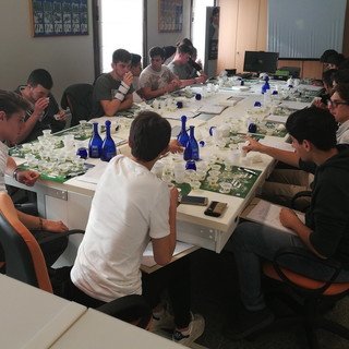 Imperia: è iniziato il corso tecnico per aspiranti assaggiatori di olio di oliva organizzato da Onaoo Imperia: è iniziato il corso tecnico per aspiranti assaggiatori di olio di oliva organizzato da Onaoo