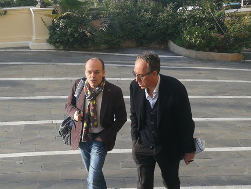 Imperia: inizia il Consiglio provinciale monotematico su Rivieracqua, c'è anche il Sindaco di Imperia (Foto e Video) Imperia: inizia il Consiglio provinciale monotematico su Rivieracqua, c'è anche il Sindaco di Imperia (Foto e Video)