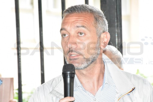 Fichera a Cascino: «Chiedo venia per il “licenziamento”. Ora lavoriamo insieme sulla qualità delle acque» Fichera a Cascino: «Chiedo venia per il “licenziamento”. Ora lavoriamo insieme sulla qualità delle acque»