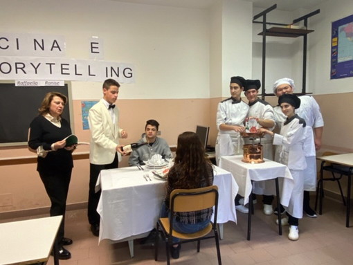 Cucina e storytelling: la scrittrice imperiese Raffaella Ranise in cattedra con 'I Romanov'