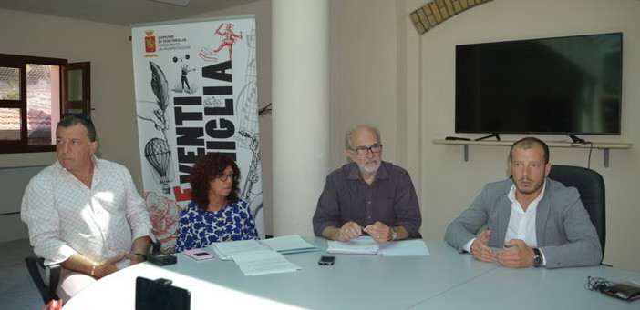 Ventimiglia: aumento della Tari e comunicazione in Comune, il Sindaco Ioculano risponde al Consigliere Ballestra (Foto e Video) Ventimiglia: aumento della Tari e comunicazione in Comune, il Sindaco Ioculano risponde al Consigliere Ballestra (Foto e Video)