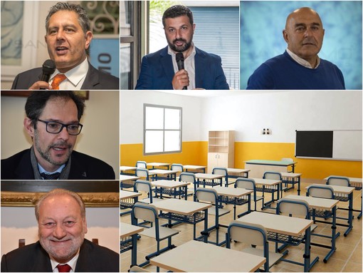 Toti e Anci contro la decisione di rinviare al 24 l’apertura delle scuole, la replica dei sindaci Toti e Anci contro la decisione di rinviare al 24 l’apertura delle scuole, la replica dei sindaci
