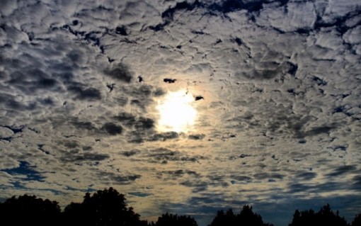Meteo, fino a giovedì nuvolosità variabile e mare mosso in Liguria (Video)