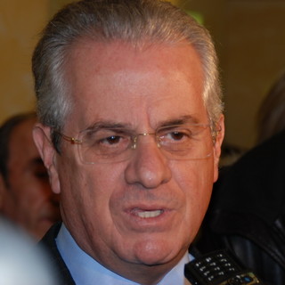 Sanremo: proscioglimento di Claudio Scajola, il favore del gruppo PDL in Consiglio a Sanremo Sanremo: proscioglimento di Claudio Scajola, il favore del gruppo PDL in Consiglio a Sanremo