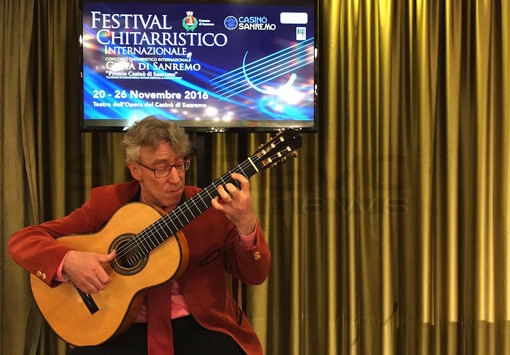 Sanremo: il virtuoso Eliot Fisk aprirà domenica prossima al Casinò la 4a edizione del 'Festival della Chitarra'