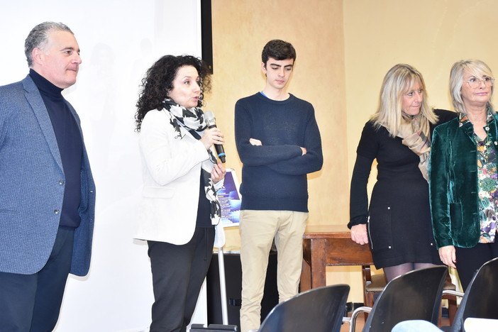 Il Festival di Sanremo anche al Liceo Cassini: cinque giorni di preparazione con la 'Festival Week'