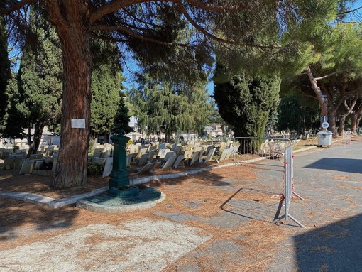 Sanremo: manutenzione parziale al cimitero di Valle Armea, per ora non verranno rifatti gli asfalti
