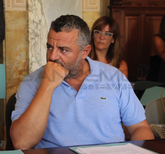 Sanremo: niente mercatino a Pian di Nave, Andrea Di Baldassare (Confcommercio): “Non vogliamo bloccare le iniziative, ma servono eventi che portino beneficio al commercio” Sanremo: niente mercatino a Pian di Nave, Andrea Di Baldassare (Confcommercio): “Non vogliamo bloccare le iniziative, ma servono eventi che portino beneficio al commercio”