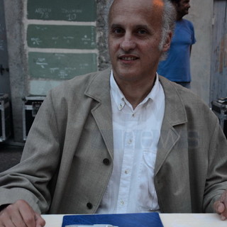 Discussione su Oliviero Beha: il Consigliere Lazzaretti "Impariamo ad ascoltare cosa dicono gli stranieri!"