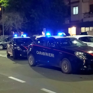 Ventimiglia: trova il compagno a letto con l'amante e lo accoltella, arrestata 45enne