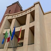 Il PD di Ventimiglia attacca il sindaco Di Muro: “Improvvisa comizietti davanti ai cittadini in Comune per la raccolta rifiuti”