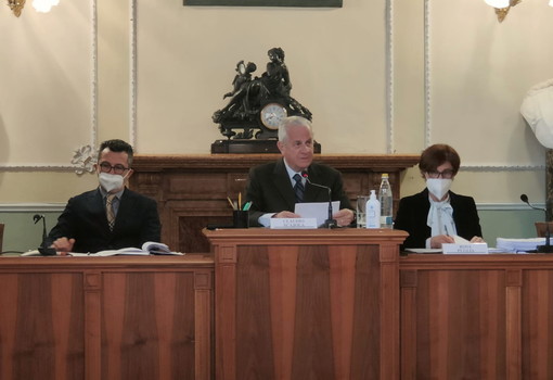 Imperia, torna a riunirsi il consiglio provinciale: Ingenito subentra a Dellerba dopo il terremoto giudiziario Imperia, torna a riunirsi il consiglio provinciale: Ingenito subentra a Dellerba dopo il terremoto giudiziario