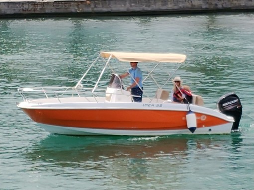 Noleggiare una barca nella provincia di Imperia è facile: provate con Cantiere Nautico Diurno!