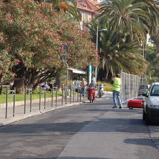 Sanremo: parcheggio selvaggio in corso Trento e Trieste, la mail di un nostro lettore