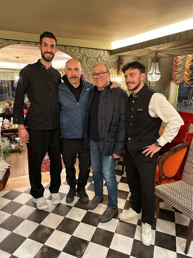 Carlo Verdone e Maccio Capatonda ospiti al ristorante Baccarà di Sanremo Carlo Verdone e Maccio Capatonda ospiti al ristorante Baccarà di Sanremo