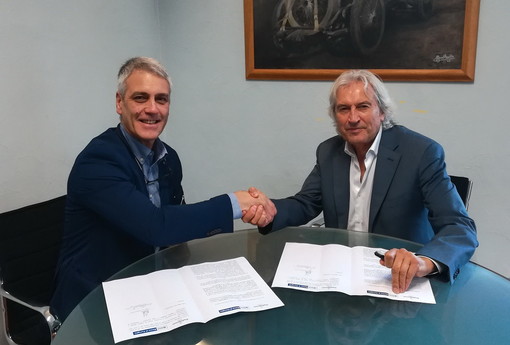 Sanremo: firmato un accordo tra la Confartigianato e la Banca di Caraglio per finanziare la riqualificazione dei condomini Sanremo: firmato un accordo tra la Confartigianato e la Banca di Caraglio per finanziare la riqualificazione dei condomini