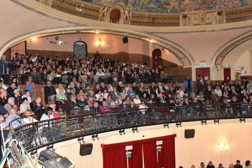 Elezioni Amministrative: Progetto Comune interviene dopo il successo di sabato al Centrale "Grazie Sanremo"